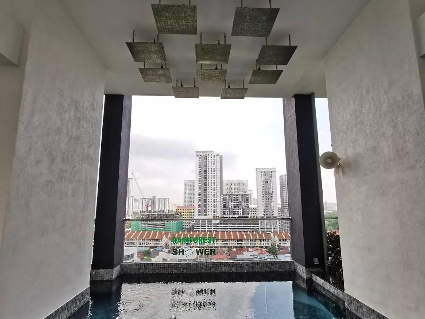 Appartement Tatami With Homecinema, 9Pax, Urban Suites By Pg Home George Town